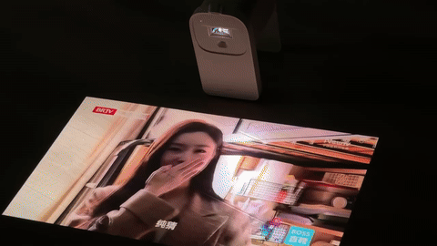 ere 5体验:投影也能化身为“触摸屏”!j9九游会登录三星绚幕激光投影仪Premi(图11) ere 5体验:投影也能化身为“触摸屏”!j9九游会登录三星绚幕激光投影仪Premi(图11)